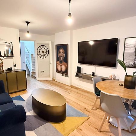 Immaculate Covent Garden Apartment London Eksteriør bilde