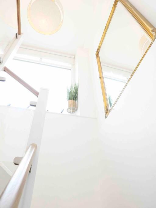 Immaculate Covent Garden Apartment London Eksteriør bilde